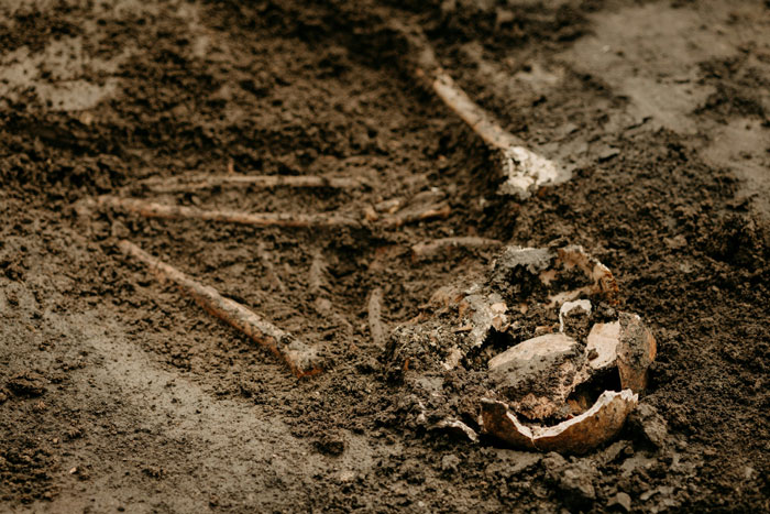 Men Are Venting About Women’s Creepy Behaviors And Point Out These 30