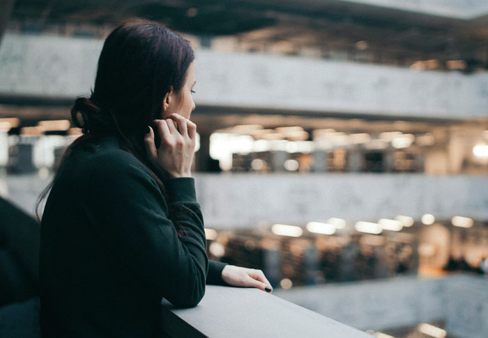 Men Are Venting About Women’s Creepy Behaviors And Point Out These 30