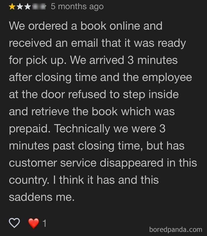 One-star absurd customer review about a prepaid book pick-up refused minutes after closing time.
