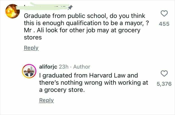 Online chat where someone insults a Harvard Law graduate unaware of their true identity in hilarious cases online.