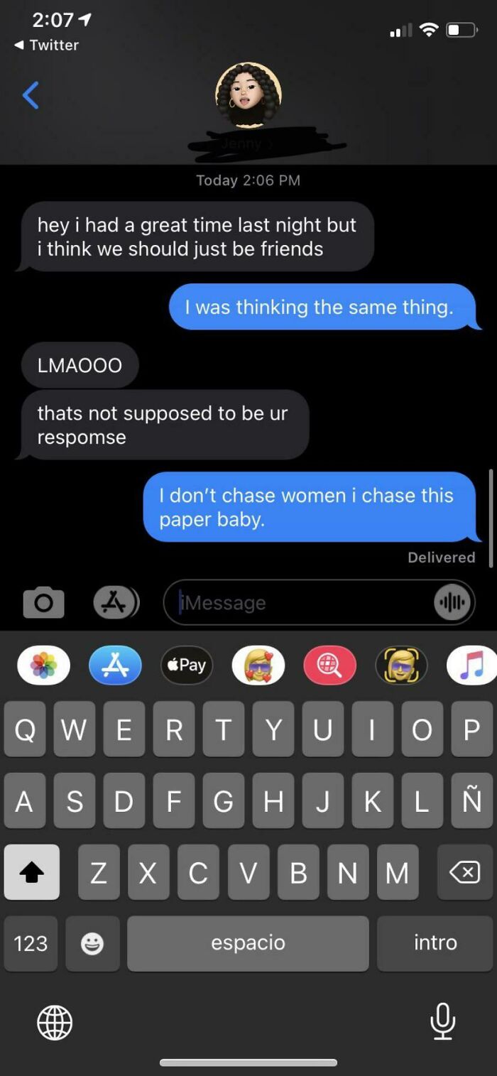 Screenshot of a text conversation highlighting a woman being called out for jerk behavior online.