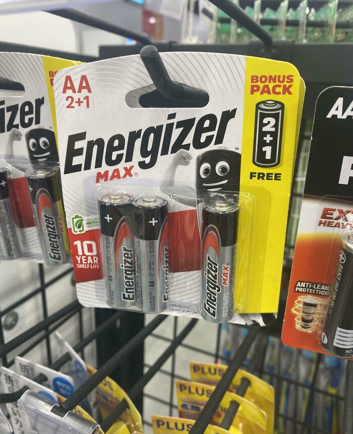 Energizer Max AA batteries in a 2+1 bonus pack on a store shelf causing mild infuriation for what ruined mood.