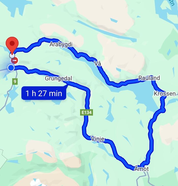 Map showing a 1 hour 27 minute route with stops including Arabygdi, Rauland, Krossen, and Vinje in mildly infuriated mood context.