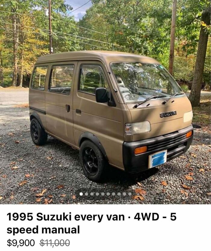 1995 Suzuki every van with 4WD and 5 speed manual for sale among chaotic cars spotted online.