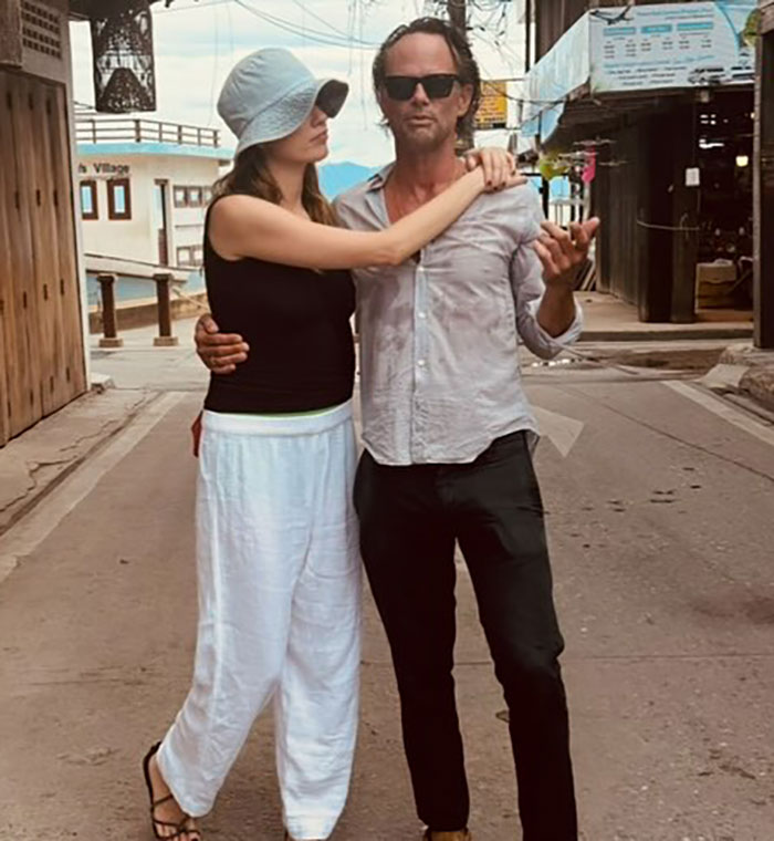 Aimee Lou Wood and Walton Goggins posing together on a street, focusing on their co-star relationship after interview news. Aimee Lou Wood and Walton Goggins posing together on a street, focusing on their co-star relationship after interview news.