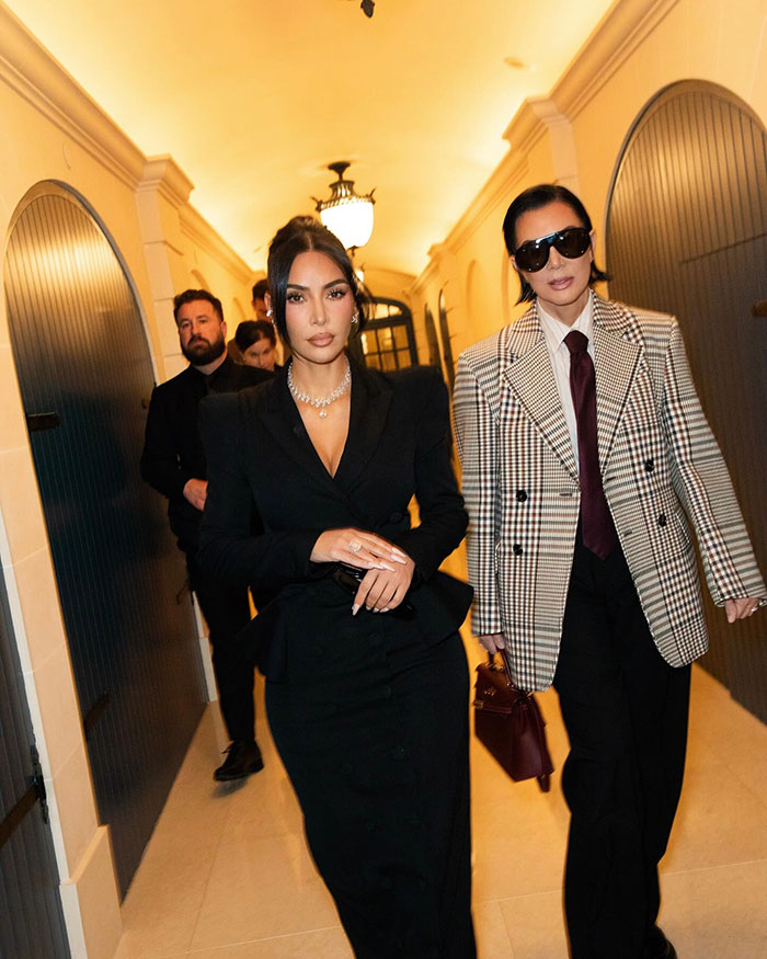 Lauren S&aacute;nchez and Kim K walking together at an event, with more fans turning on Katy Perry after the party.