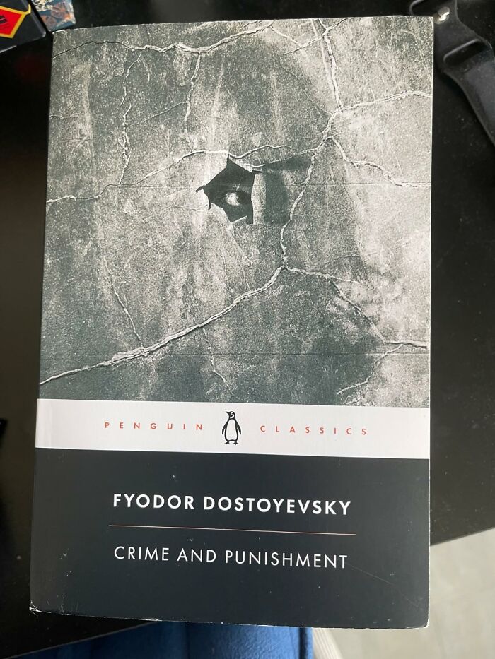 40 Times People Read A Book And Were In Awe