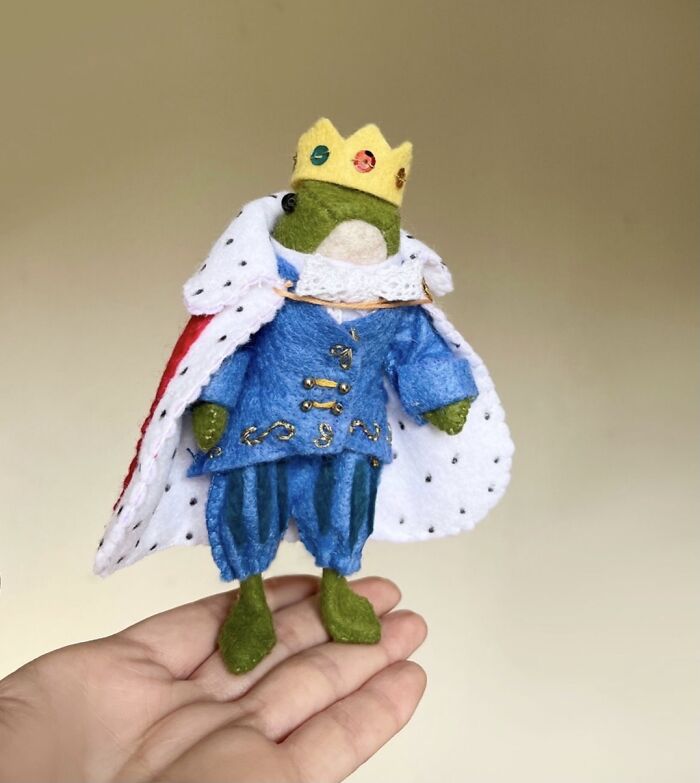 I Designed A Frog Doll Sewing Pattern From Felt Fabric And Made Him Lots Of Cute Outfits To Wear!