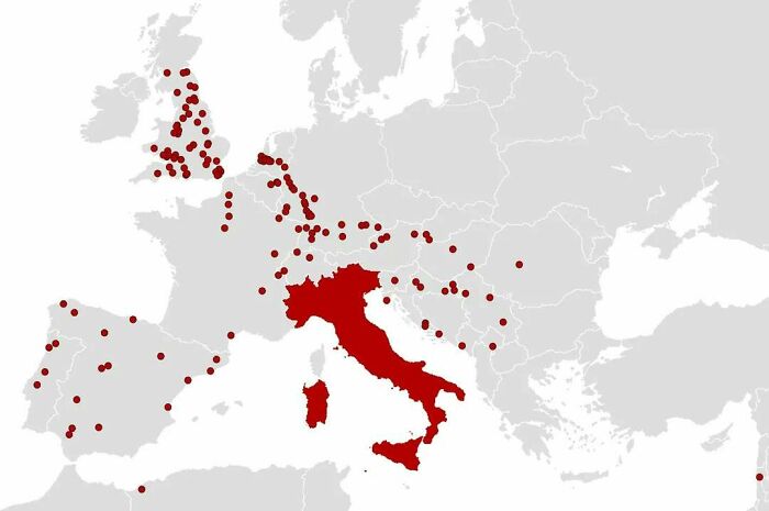 Map highlighting Italy and locations across Europe, illustrating curious maps to expand knowledge of the world.