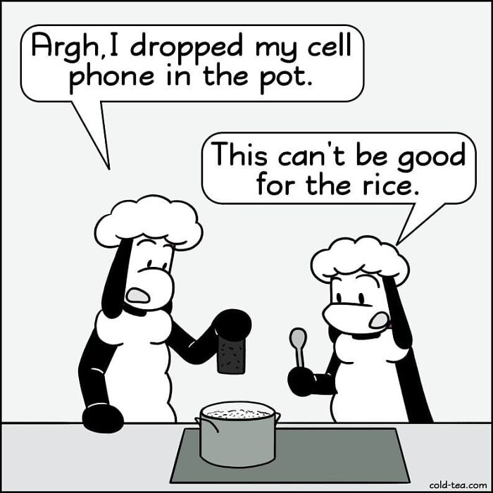 Wacky sheep characters in a comic by Kowo, featuring dry humor with a cell phone dropped in a rice pot.