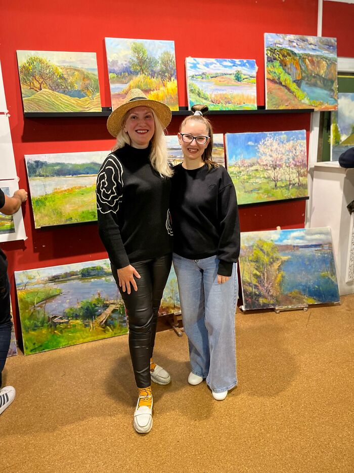 From Chaos To Canvas: How A Spontaneous Art Journey Became An Unforgettable Adventure