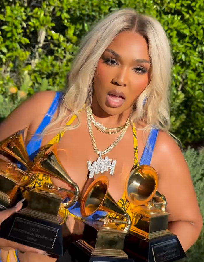 "The Extra Skin Will Never Go Away": Lizzo’s Bikini Twerk With Grammys Sparks Buzz "The Extra Skin Will Never Go Away": Lizzo’s Bikini Twerk With Grammys Sparks Buzz