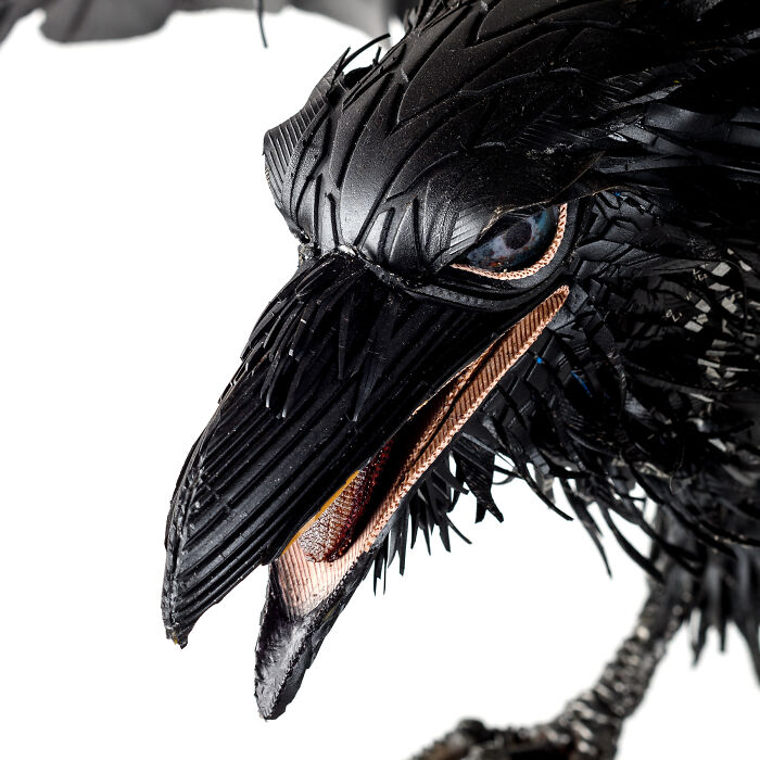 I Turn Discarded Bike Parts, Tubes, And Tires Into Sculptures I Turn Discarded Bike Parts, Tubes, And Tires Into Sculptures