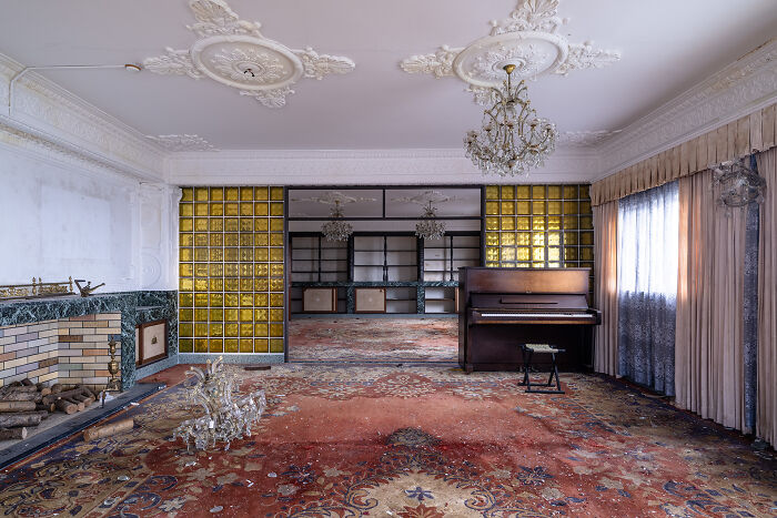 Requiem Pour Pianos 150