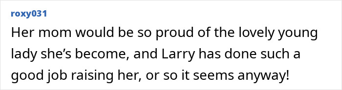 18YO daughter resembling Anna Nicole Smith stuns fans wearing her mom&rsquo;s iconic dress in elegant pose outdoors.