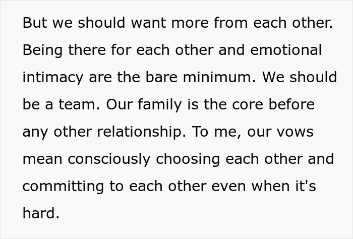 Text about family relationships emphasizing emotional intimacy, teamwork, and commitment as core values in strong bonds.