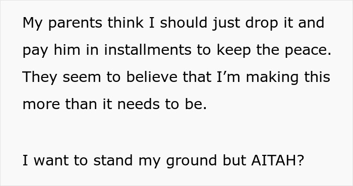 Text showing someone conflicted about paying cousin&rsquo;s $3,000 wedding photography bill despite initial offer to gift it.