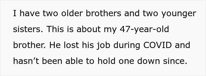 Text about a family conflict involving an aunt who banned her iPad-stealing niece from entering her home. Text about a family conflict involving an aunt who banned her iPad-stealing niece from entering her home.