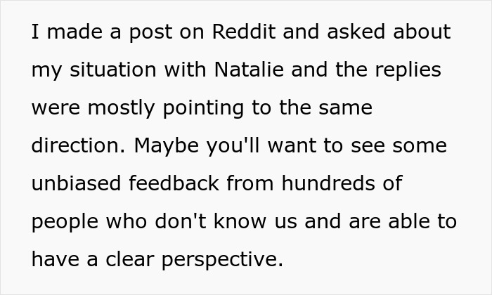 Text post about seeking unbiased feedback on treating brother's girlfriend's kids differently in AITAH discussion.