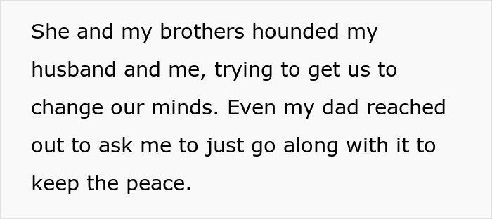 Text from a message explaining family pressure related to a daughter&rsquo;s pregnancy announcement and gender reveal party conflict.