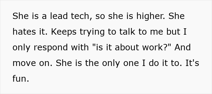 Woman Silently Retaliates After Rude Colleague Shushes Her, Won’t Talk To Her Anymore In Return Woman Silently Retaliates After Rude Colleague Shushes Her, Won’t Talk To Her Anymore In Return