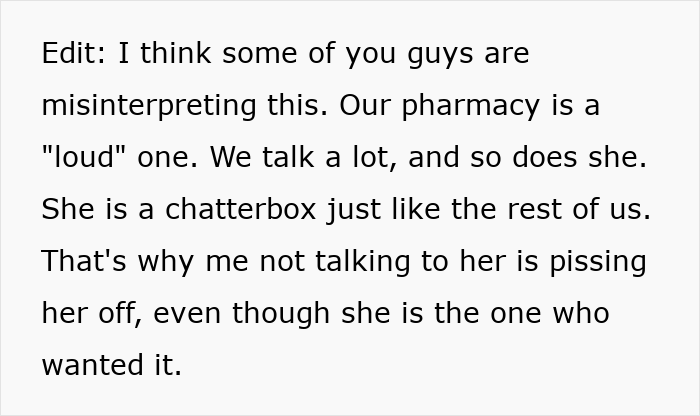 Woman Silently Retaliates After Rude Colleague Shushes Her, Won’t Talk To Her Anymore In Return Woman Silently Retaliates After Rude Colleague Shushes Her, Won’t Talk To Her Anymore In Return
