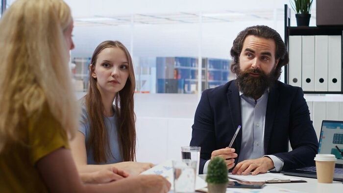 Job Interviews Took A Wild Turn When These 50 Candidates Got Hit With The Most Absurd Questions