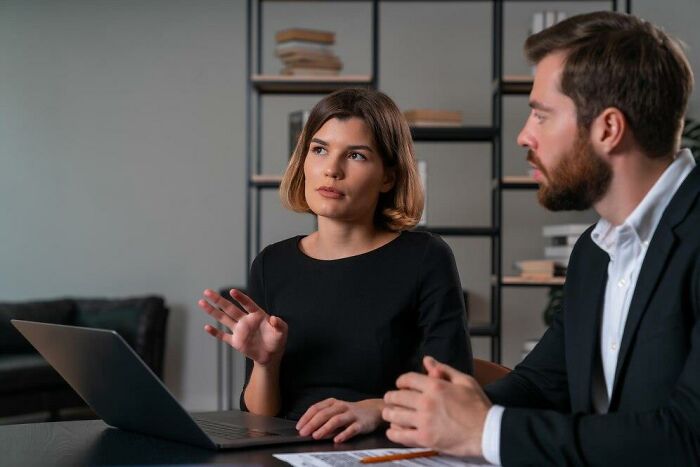 Job Interviews Took A Wild Turn When These 50 Candidates Got Hit With The Most Absurd Questions