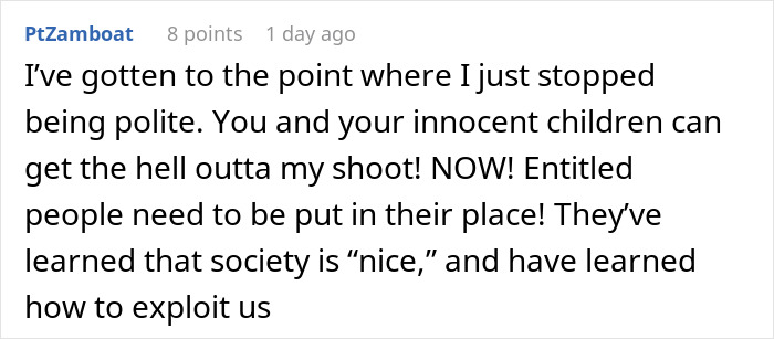 Alt text: Comment describing an entitled mom disrupting a photographer's shoot, demanding free pictures of her kids.