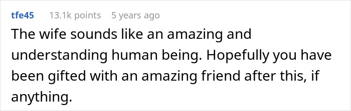 Screenshot of a Reddit comment praising the wife as amazing and understanding after learning about boyfriend&rsquo;s secret wife before childbirth.