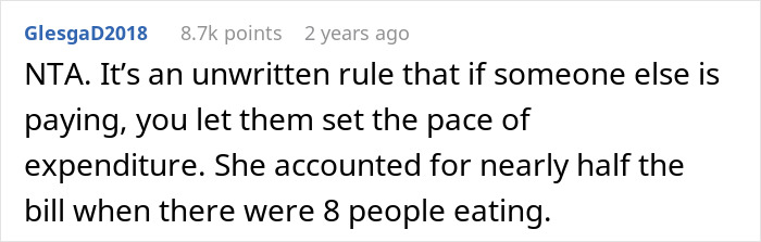 Screenshot of a Reddit comment discussing expense etiquette when a friend's girlfriend orders the most expensive meals.