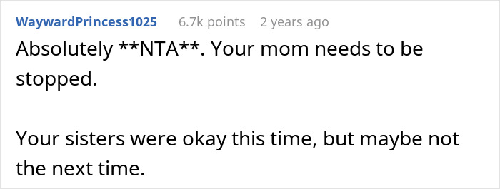Screenshot of an online comment discussing a man finding out his mom left his little sisters at his empty house and calling CPS.