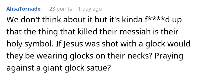 Screenshot of a forum comment discussing religious symbols and their controversial interpretation in HR policies. Screenshot of a forum comment discussing religious symbols and their controversial interpretation in HR policies.