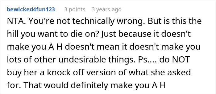 Comment discussing a man who doesn&rsquo;t consider his pregnant wife a mom and refuses to get her a Mother&rsquo;s Day gift.