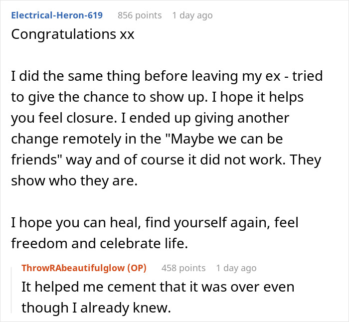 Reddit comments discussing a woman suspecting her boyfriend is messing with her toothbrush and ending the relationship.