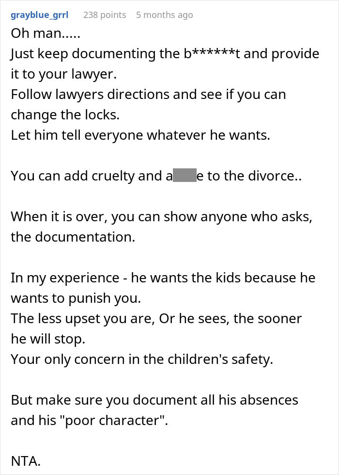 Screenshot of an online comment advising documentation and legal steps in a post-partum custody and divorce dispute. Screenshot of an online comment advising documentation and legal steps in a post-partum custody and divorce dispute.