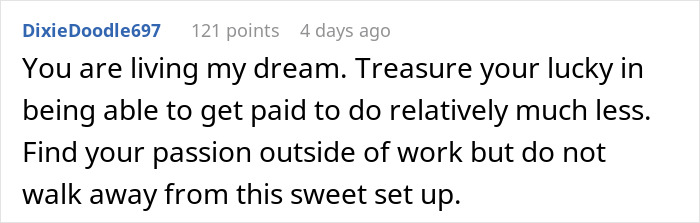 Screenshot of a user comment sharing thoughts on working only a week a month and enjoying more free time. Screenshot of a user comment sharing thoughts on working only a week a month and enjoying more free time.