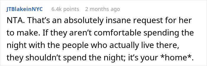 Screenshot of a Reddit comment discussing a student asked to leave house during roommate&rsquo;s party due to guest comfort concerns.