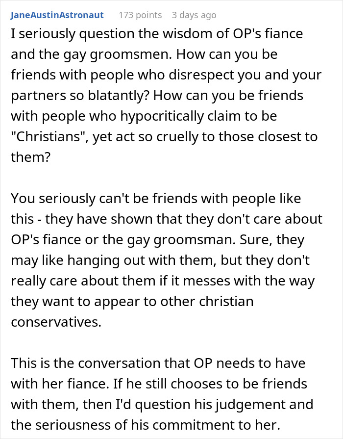 Reddit comment questioning OP&rsquo;s fianc&eacute;&rsquo;s friendship with disrespectful groomsmen at friend&rsquo;s wedding.