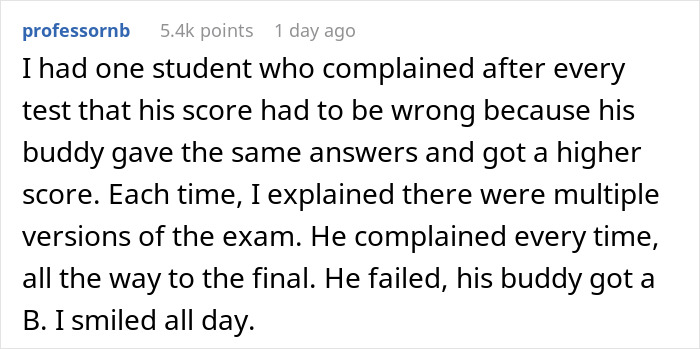 Comment describing a teacher catching cheaters by creating multiple versions of the same quiz to ensure fairness.