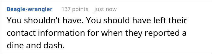 Comment on a forum about a millionaire who runs out before paying the bill seen on a white background.