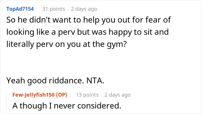 Text conversation discussing refusing to hand a period pad and tissues, leading to dumping boyfriend. Text conversation discussing refusing to hand a period pad and tissues, leading to dumping boyfriend.
