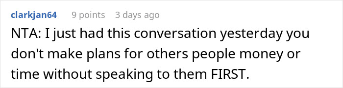 Reddit comment about a person refusing to pay after finding out they are treating the table without prior agreement.