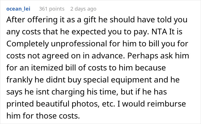 Cousin offers to photograph wedding as a gift but sends couple an unexpected $3,000 photography bill.