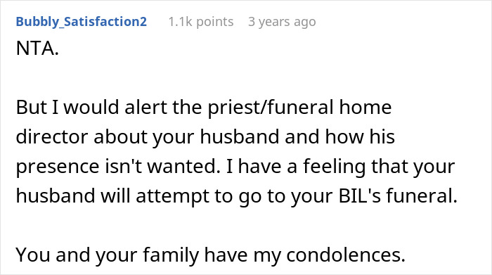 Screenshot of a Reddit comment advising to alert funeral home about unwanted guest banned from funeral for telling SIL&rsquo;s kids about dad.