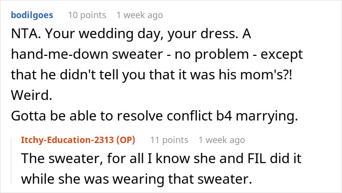 Screenshot of a Reddit conversation about a woman refusing to wear fianc&eacute;&rsquo;s mom&rsquo;s used wedding dress.