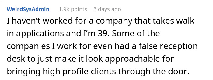 Text post about not working for companies that accept walk-in job applications, mentioning false reception desks for high-profile clients.