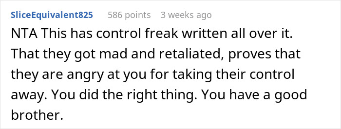 Reddit comment discussing phone tracking removal and parental control in a family location privacy dispute.