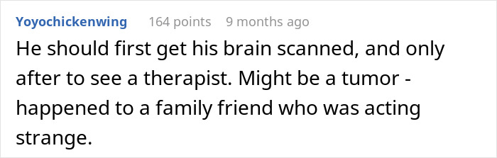 Screenshot of a Reddit comment suggesting brain scan and therapist for a man with symptoms, hinting at tumor diagnosis.