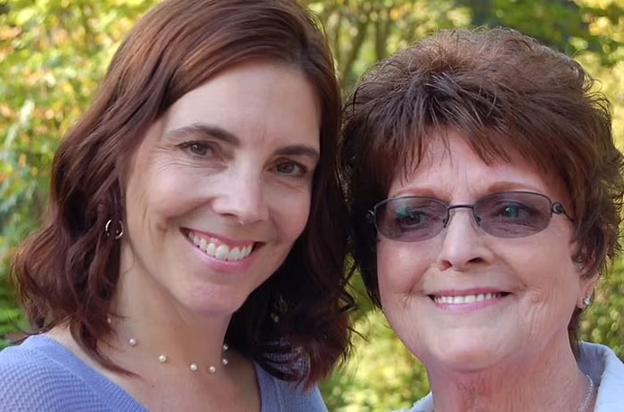 Mislabeled Cookie Tragically Claims Life Of 78YO Mom After Supermarket Visit, Family Sues The Chain Mislabeled Cookie Tragically Claims Life Of 78YO Mom After Supermarket Visit, Family Sues The Chain